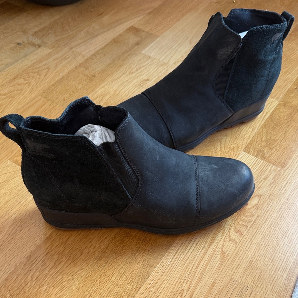 Sorel Black Ankle Booties